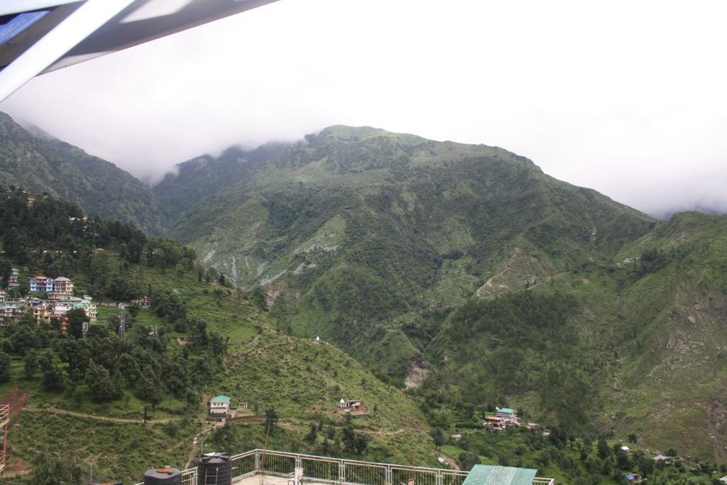 Holiday Hill Hotel Dharamshala Eksteriør bilde