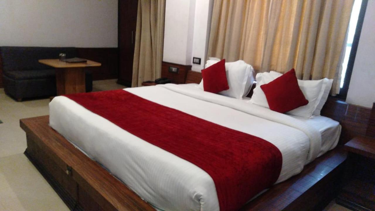 Hotel Holiday Hill, Near Mall Road, Mcleodganj# Parking#Restaurant Dharamshala Eksteriør bilde