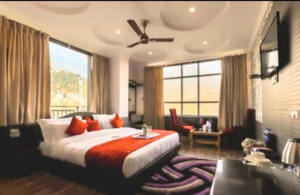 Hotel Holiday Hill, Near Mall Road, Mcleodganj# Parking#Restaurant Dharamshala Eksteriør bilde