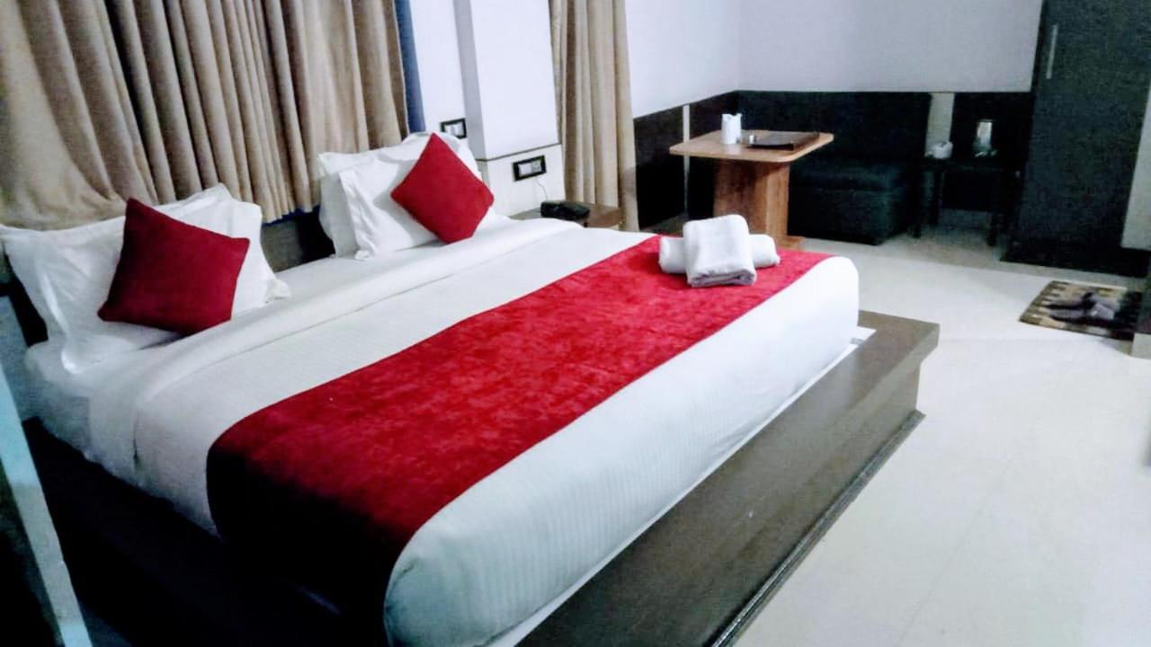 Hotel Holiday Hill, Near Mall Road, Mcleodganj# Parking#Restaurant Dharamshala Eksteriør bilde