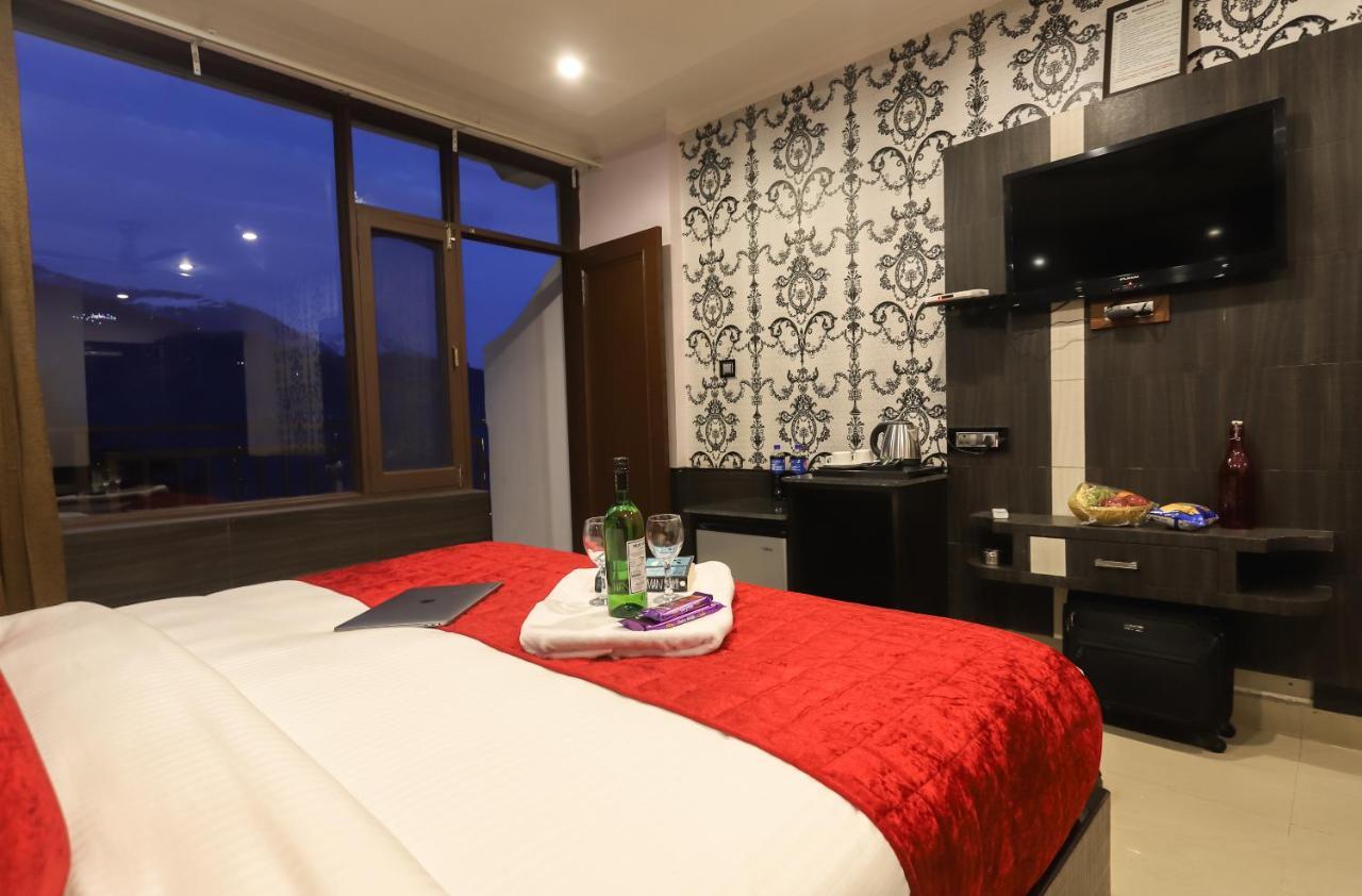 Hotel Holiday Hill, Near Mall Road, Mcleodganj# Parking#Restaurant Dharamshala Eksteriør bilde